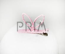 Load image into Gallery viewer, METAL WRAPPED BUTTERFLY CLIP