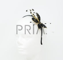 Load image into Gallery viewer, BEADED BUTTERFLY HEADBAND