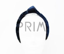 Load image into Gallery viewer, VELVET STAR KNOT HEADBAND