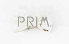 Load image into Gallery viewer, BURLAP STANDING BOW CLIP