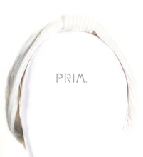 Load image into Gallery viewer, RIBBED VELOUR CENTER PINCH HEADBAND