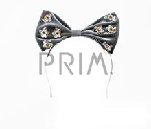 Load image into Gallery viewer, VELOUR BOW WITH METALLIC FLOWERS HEADBAND