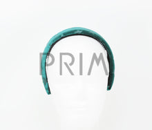 Load image into Gallery viewer, VELVET STAR COVERED HEADBAND