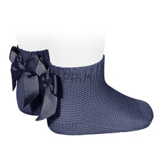 Load image into Gallery viewer, MOSS STITCH SOCK WITH BOW