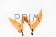 Load image into Gallery viewer, DENIM BANANA CLIP