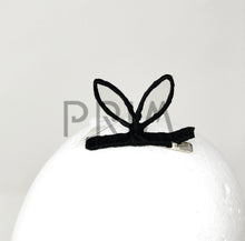 Load image into Gallery viewer, METAL WRAPPED BUTTERFLY CLIP