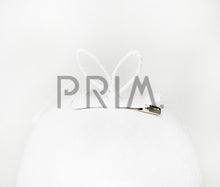 Load image into Gallery viewer, METAL WRAPPED BUTTERFLY CLIP