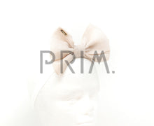 Load image into Gallery viewer, BURLAP STANDING BOW BABY HEADBAND