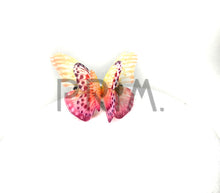 Load image into Gallery viewer, ORGANZA BUTTERFLY CLIP