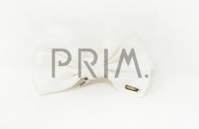 Load image into Gallery viewer, BURLAP STANDING BOW CLIP