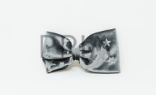 Load image into Gallery viewer, VELVET STAR BOW CLIP