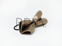 Load image into Gallery viewer, BUTTERFLY LEATHER CLIP