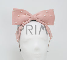Load image into Gallery viewer, POP UP BOW WITH SCATTERED PEARLS HEADBAND