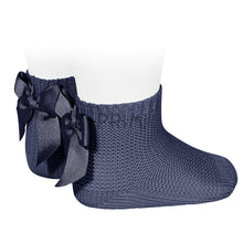 Load image into Gallery viewer, MOSS STITCH SOCK WITH BOW