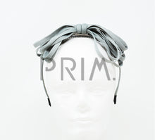 Load image into Gallery viewer, SHOELACE BOW HEADBAND