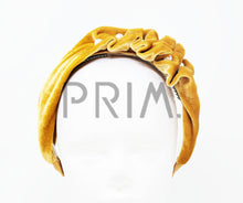 Load image into Gallery viewer, RUFFLED PEARL VELVET HEADBAND