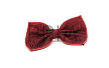 Load image into Gallery viewer, RIBBED SHIMMER BOW CLIP