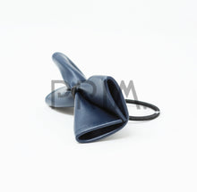 Load image into Gallery viewer, BUTTERFLY LEATHER CLIP