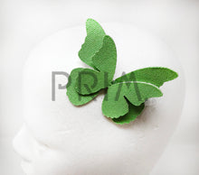 Load image into Gallery viewer, CANVAS BUTTERFLY CLIP