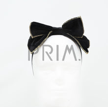 Load image into Gallery viewer, METALLIC EDGED VELVET POP UP BOW BABY BAND