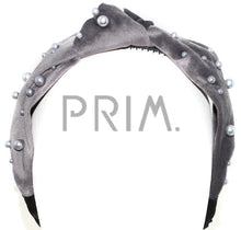 Load image into Gallery viewer, VELVET KNOT PEARLS HEADBAND