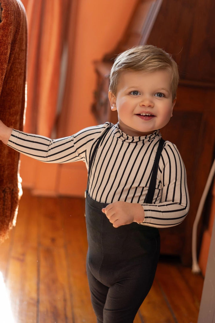 set outfit vertical stripes