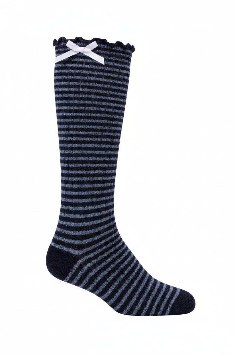 knee striped scalloped edge