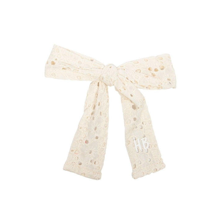 clip heavy eyelet bow