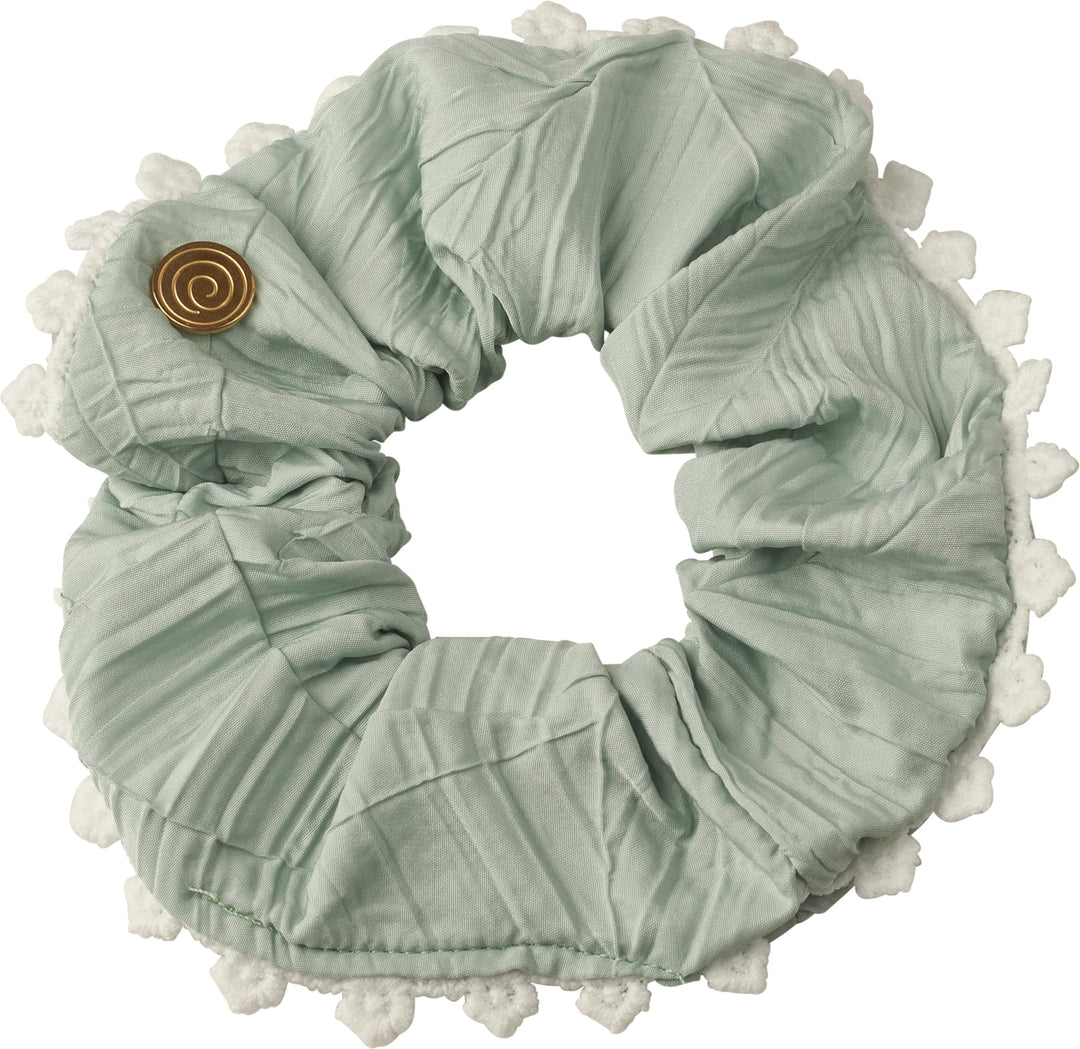 pony scrunchie textured
