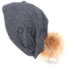 Load image into Gallery viewer, RIBBED COTTON BEANIE RACOON POM POM

