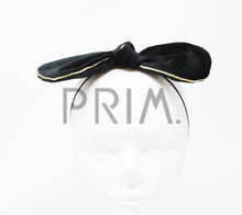 Load image into Gallery viewer, VELVET WITH METALLIC TRIM BOW BABY HEADBAND
