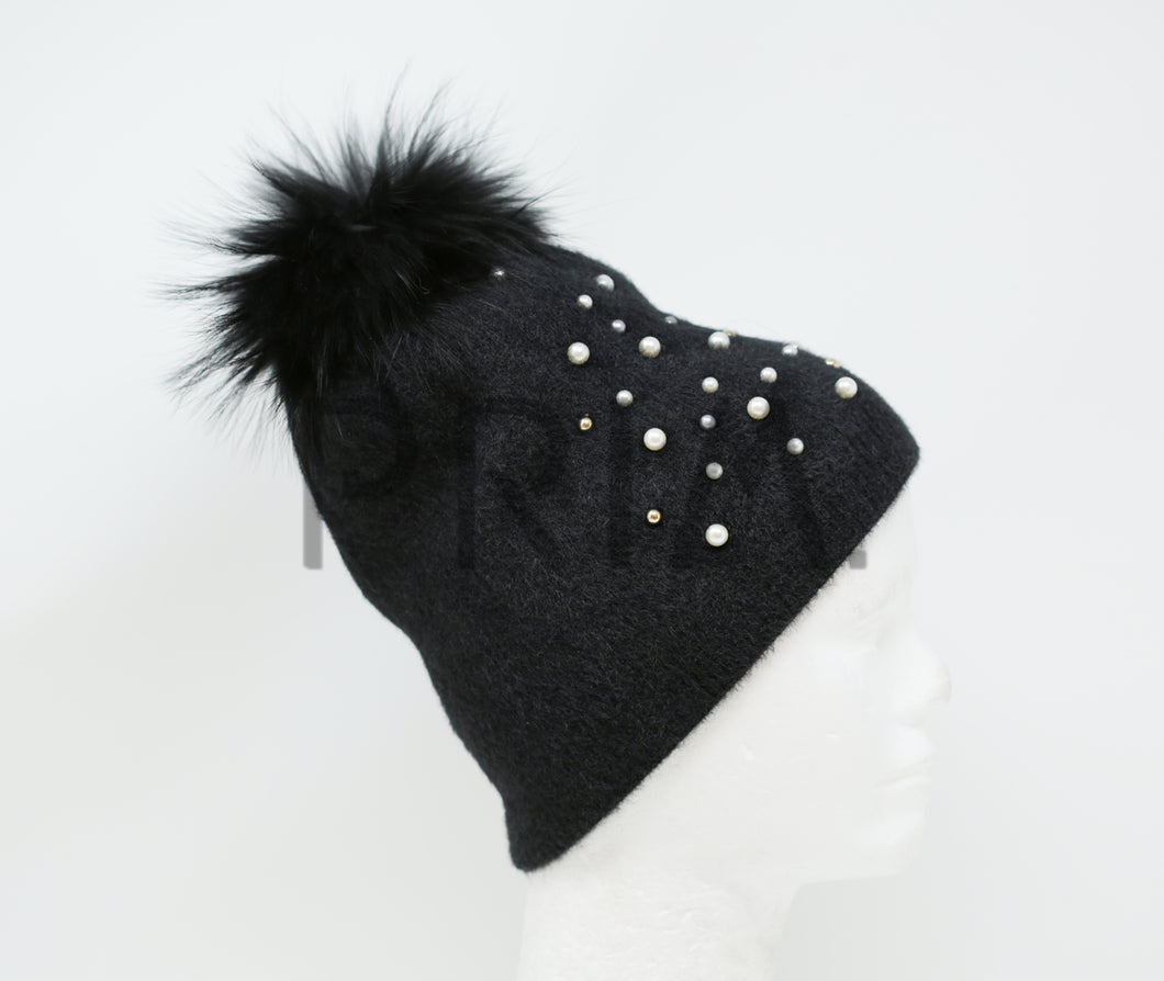 MOHAIR PEARL POM POM HAT