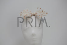 Load image into Gallery viewer, TWO TONE DRIED FLOWERS BABY HEADBAND
