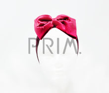 Load image into Gallery viewer, VELVET STAR BOW BABY HEADBAND
