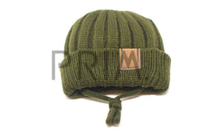 Load image into Gallery viewer, KNIT HAT WITH SUEDE TAB
