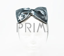 Load image into Gallery viewer, VELVET STAR BOW BABY HEADBAND
