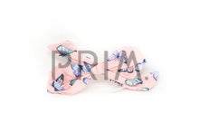 Load image into Gallery viewer, BUTTERFLY PRINT COVERED WITH TIE BOW CLIP
