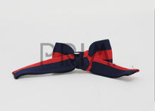 Load image into Gallery viewer, METALLIC STRIPED BOW SMALL CLIP
