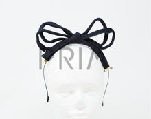 Load image into Gallery viewer, WOOL TIE BOW WITH GOLD TIPS HEADBAND
