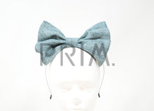 Load image into Gallery viewer, LINEN STANDING BOW HEADBAND
