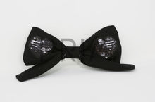 Load image into Gallery viewer, TWO WAY SEQUIN HEART BOW CLIP
