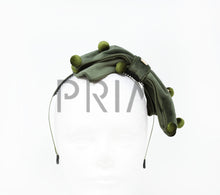 Load image into Gallery viewer, VELVET BOW WITH BUTTONS HEADBAND
