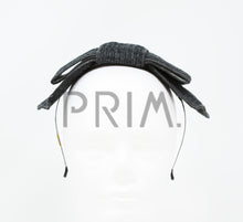 Load image into Gallery viewer, WOOL CNETER BOW HEADBAND
