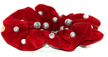 Load image into Gallery viewer, VELVET PEARL SCRUNCHY
