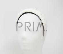 Load image into Gallery viewer, MULTI SCATTERED PEARLS COVERED HEADBAND
