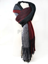 Load image into Gallery viewer, MIO MARINO KNIT SCARF

