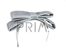 Load image into Gallery viewer, METALLIC LAYERED BOW WITH PIPING HEADBAND
