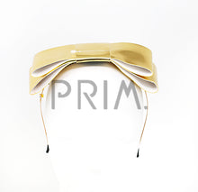 Load image into Gallery viewer, CLEAR VINYL BOW HEADBAND

