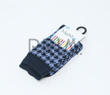 Load image into Gallery viewer, MEMOI HOUNDSTOOTH BOYS CREW SOCK
