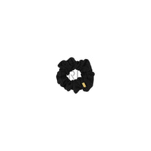 Load image into Gallery viewer, HEIRLOOMS COTTON RIBBED SCRUNCHIE
